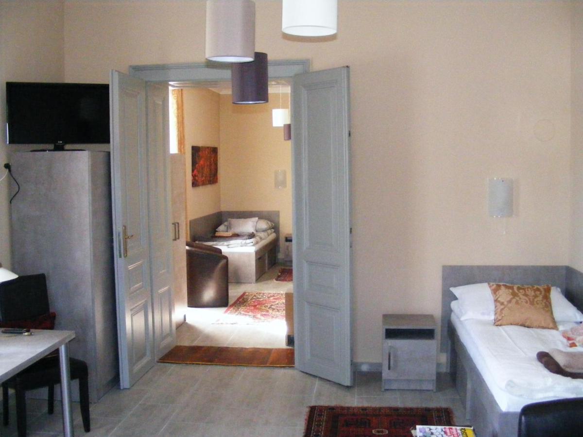 Ketbodonyi Apartments 外观 照片